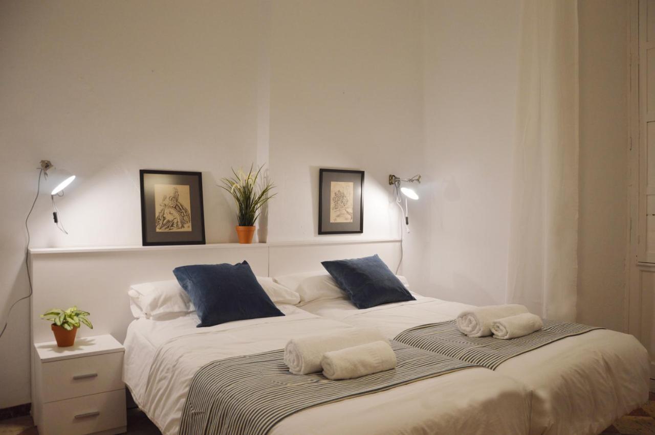 Apartamento Colon 32 Seville Exterior photo